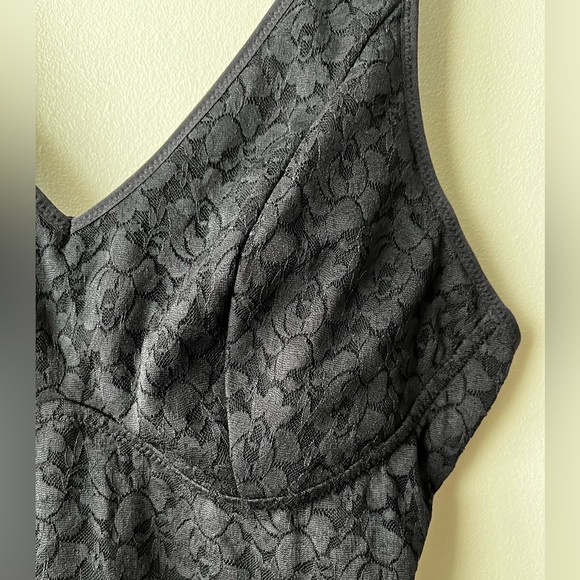 Black Lace Top - Picture 6 of 7